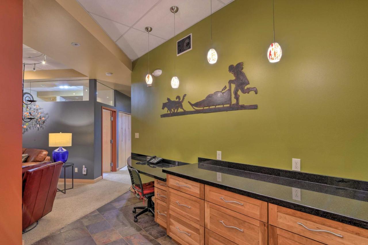 Idyllic Dtwn Anchorage Condo With Fireplace! Exterior foto